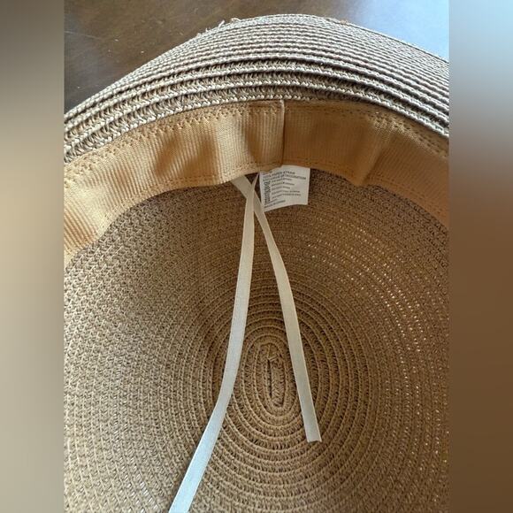NWT Paper Straw Wide Brim Hat Sun Hat Tan Black Bow UPF 30+ Beach Pool Cruise - Picture 5 of 7